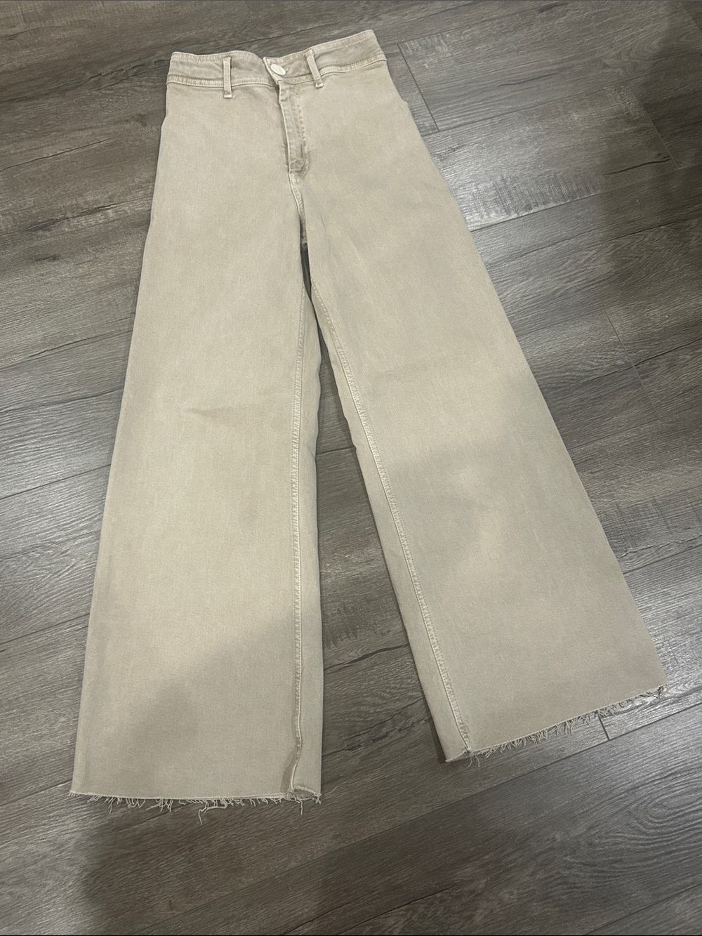 Zara Beige Wide-Leg High-Rise Jeans - Picture 2 of 5